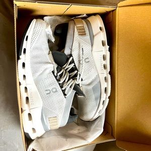 OnCloud nova white sand size W7.5